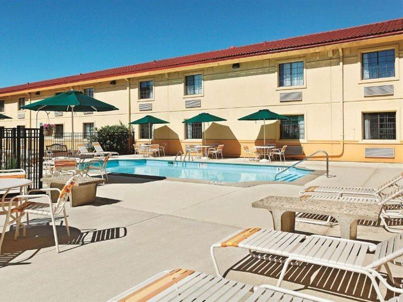 La Quinta Inn By Wyndham Champaign Eksteriør billede