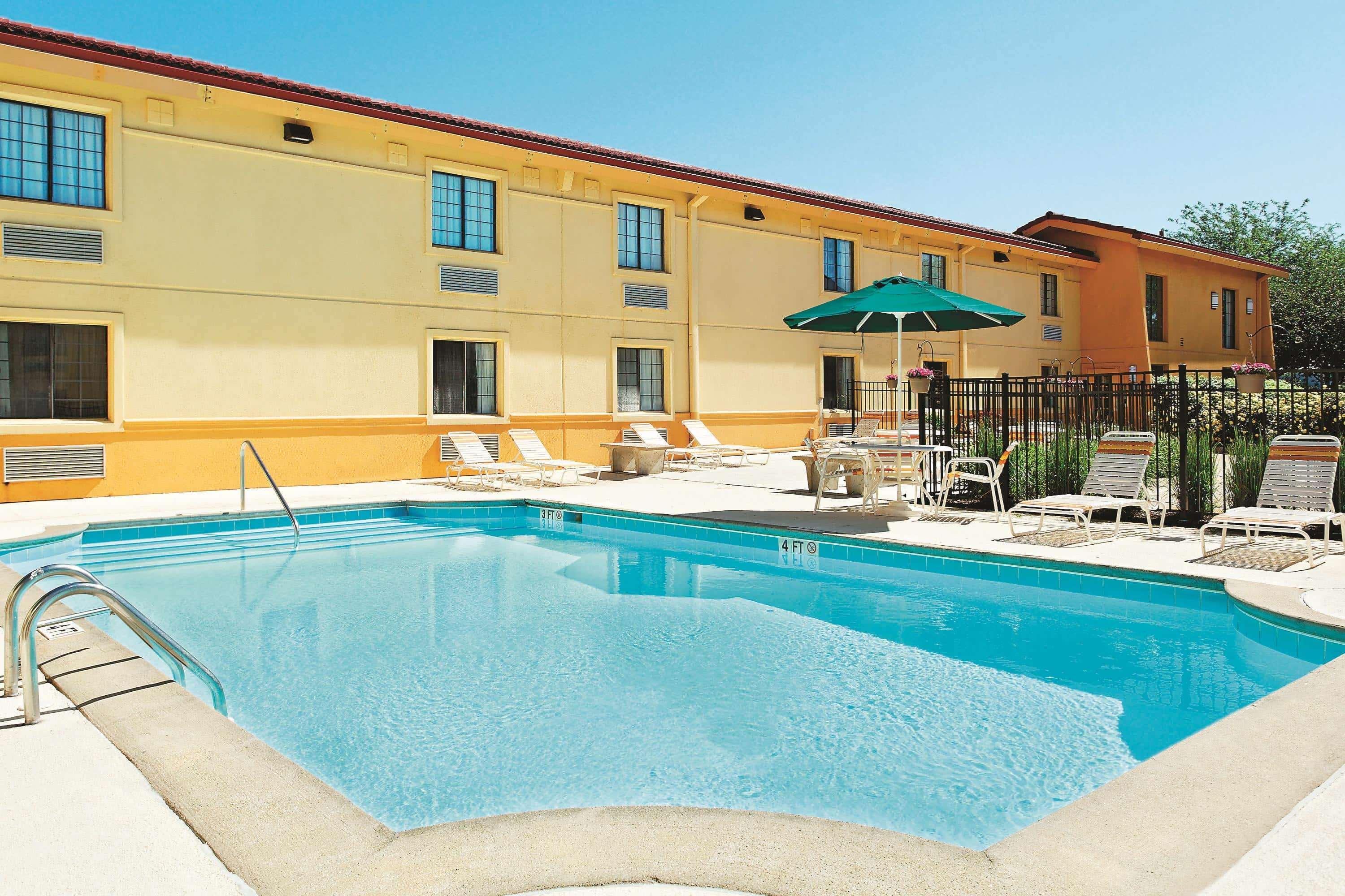 La Quinta Inn By Wyndham Champaign Eksteriør billede