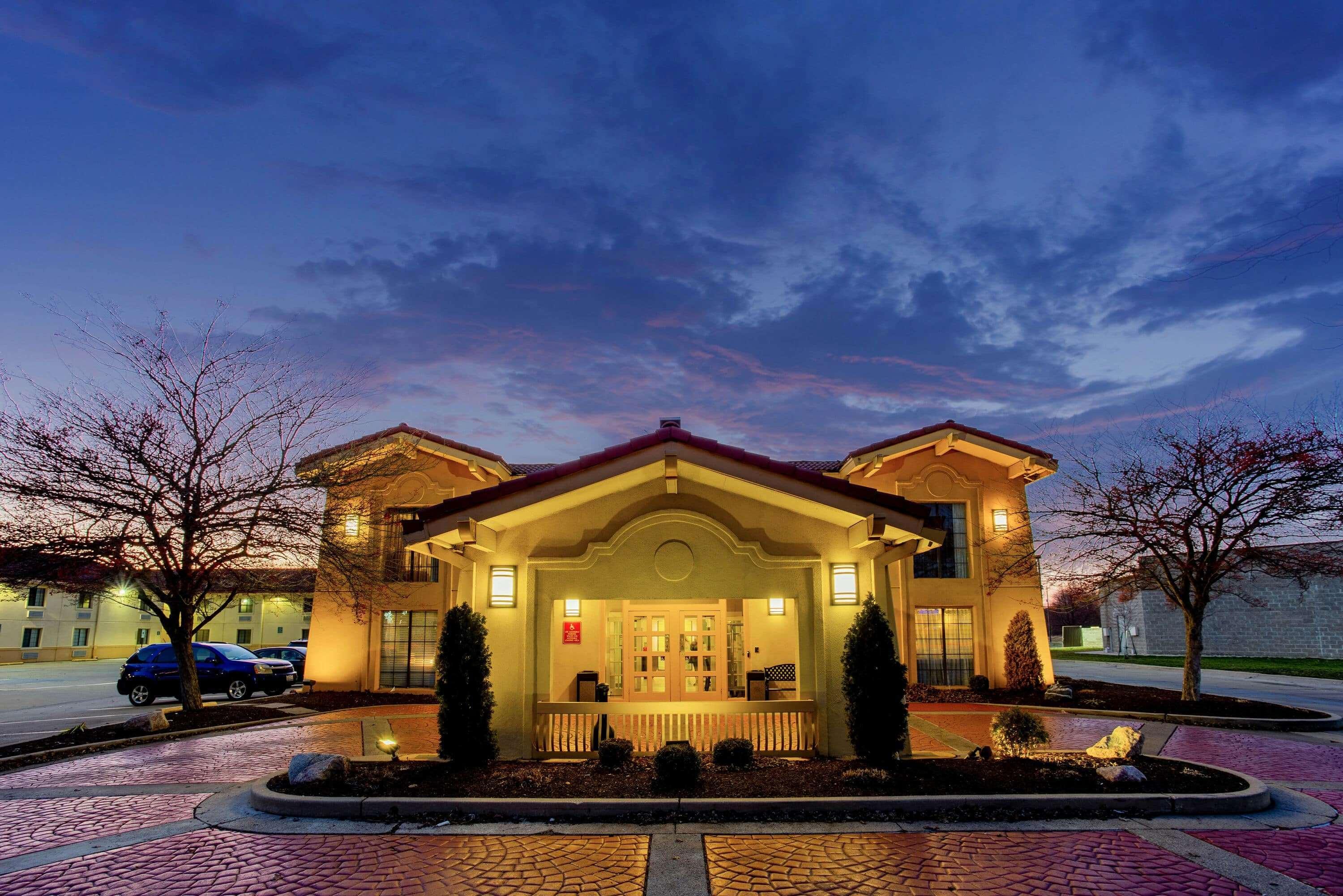 La Quinta Inn By Wyndham Champaign Eksteriør billede